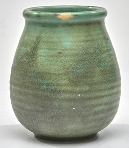 Newcomb College vase